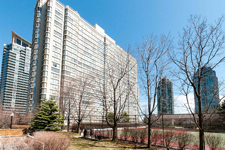 55 Elm Drive West Mississauga Condo